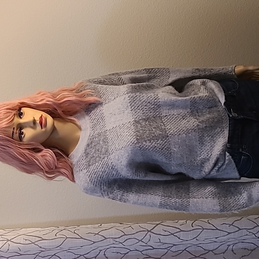 Vince Gray Plaid Mohair Alpaca Blend Crewneck Sweater Small